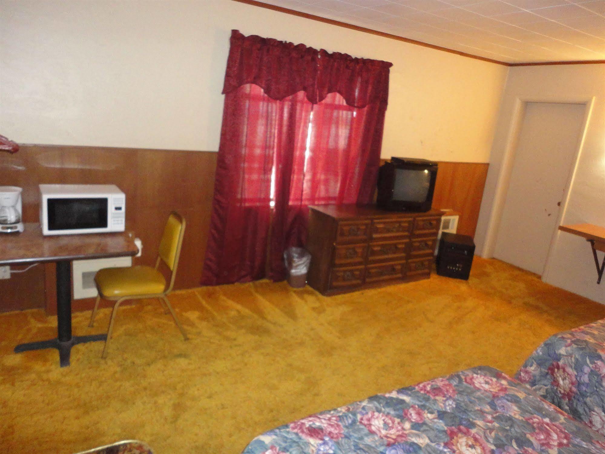 Empire Motel Saint Francis Εξωτερικό φωτογραφία