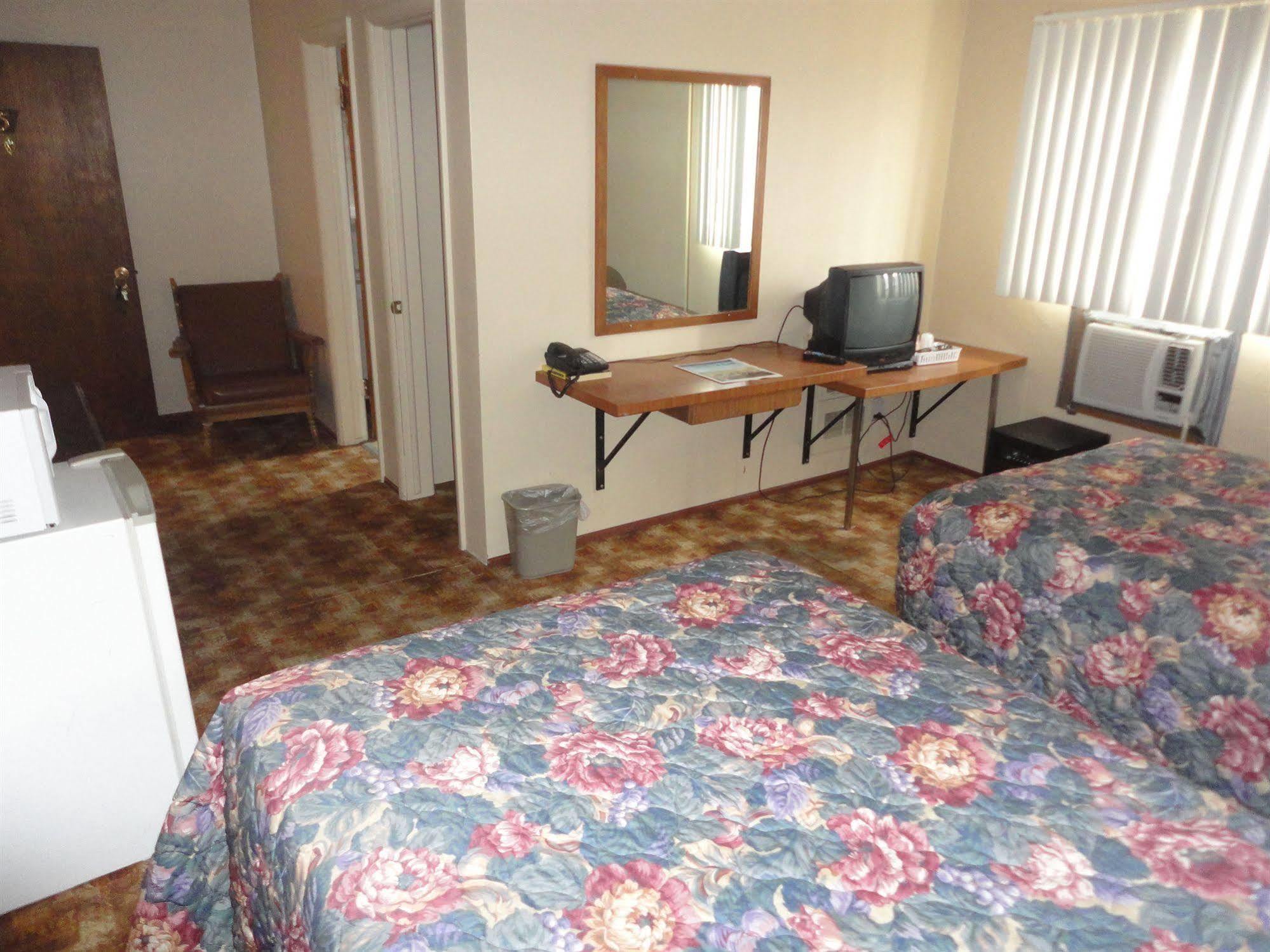 Empire Motel Saint Francis Εξωτερικό φωτογραφία