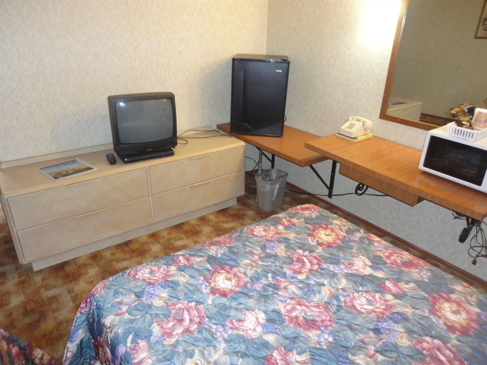 Empire Motel Saint Francis Εξωτερικό φωτογραφία
