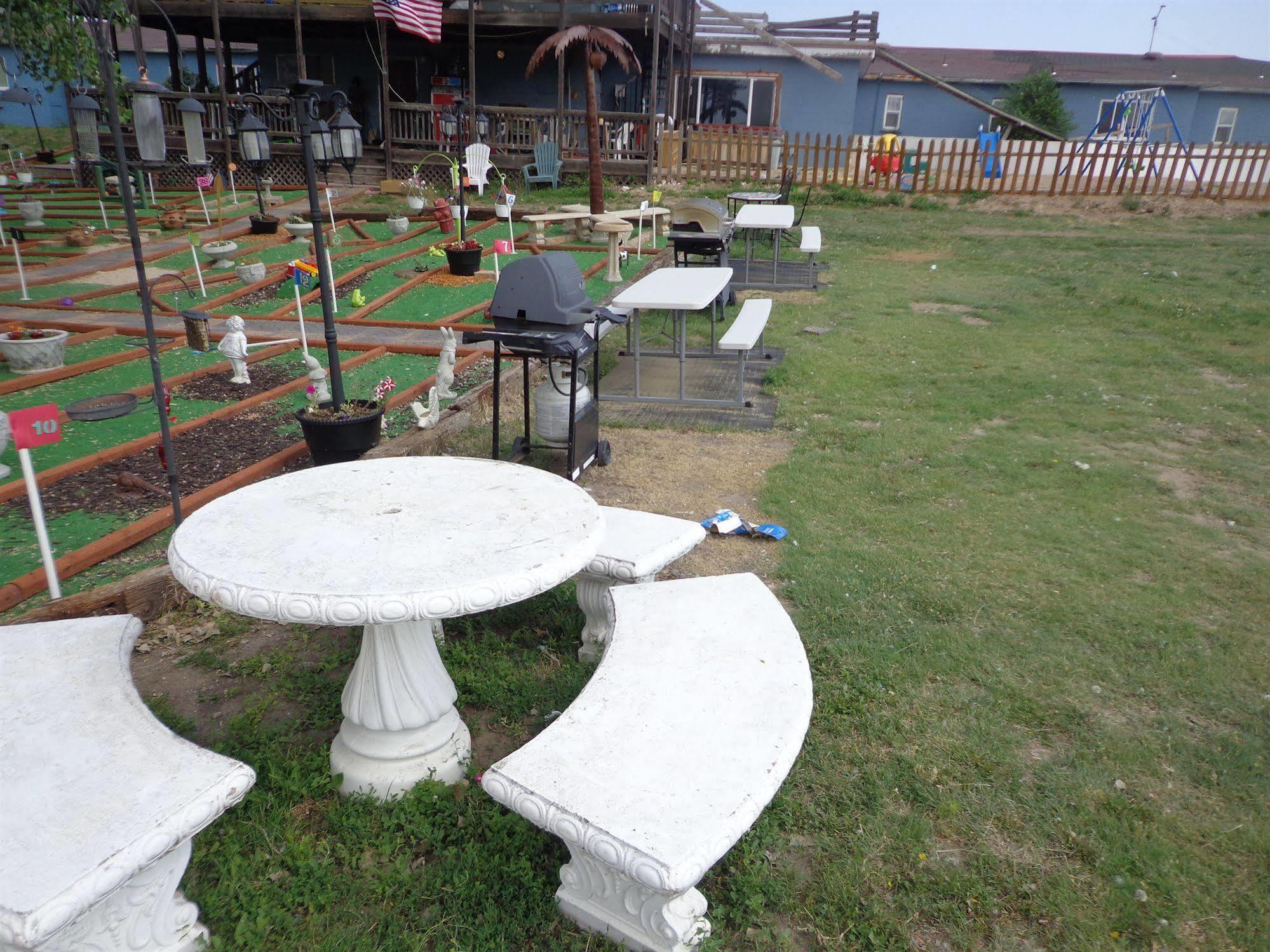 Empire Motel Saint Francis Εξωτερικό φωτογραφία